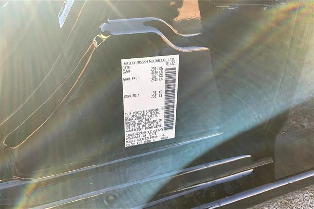 Photo of 2022 Black Nissan Altima