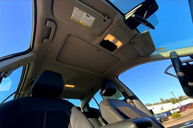 Photo of 2022 Black Nissan Altima