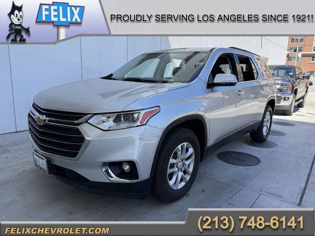 Photo of 2020 Silver Ice Metallic Chevrolet Traverse