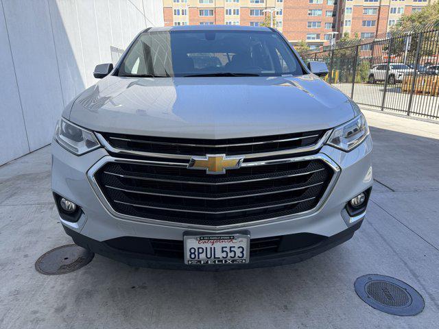 Photo of 2020 Silver Ice Metallic Chevrolet Traverse