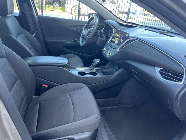 Photo of 2023 Mineral Gray Metallic Chevrolet Malibu