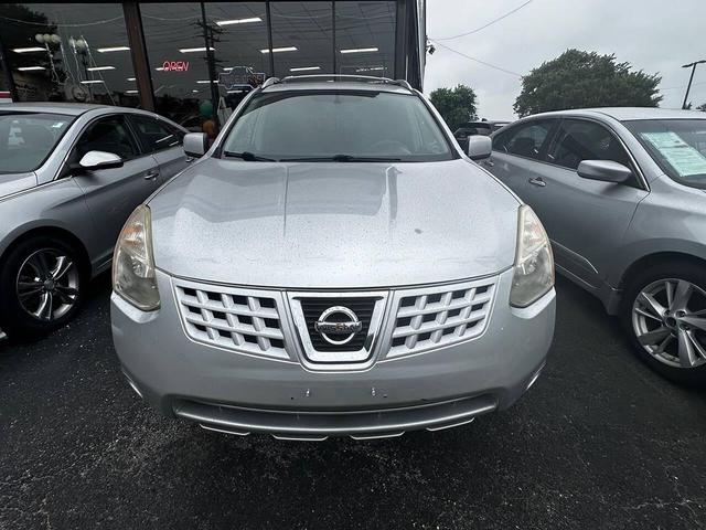 Photo of 2010 Silver Ice Nissan Rogue