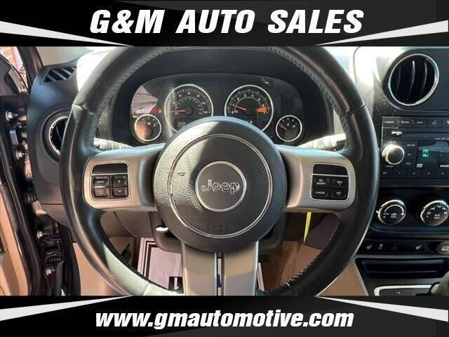 Photo of 2015 True Blue Pearlcoat Jeep Patriot