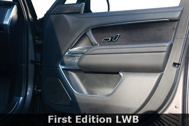 Photo of 2022 Gray Land Rover Range Rover