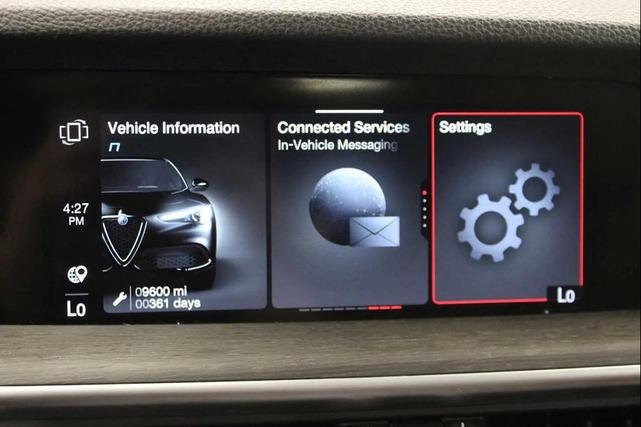 Photo of 2022 Alfa White Alfa Romeo Stelvio