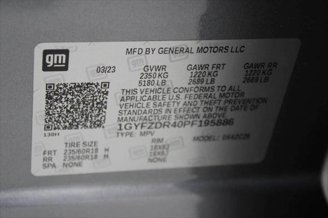 Photo of 2023 Argent Silver Metallic Cadillac XT4