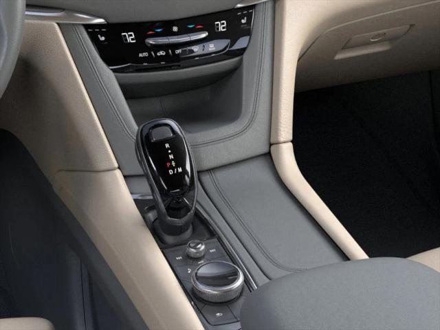 Photo of 2025 Crystal White Tricoat Cadillac XT5