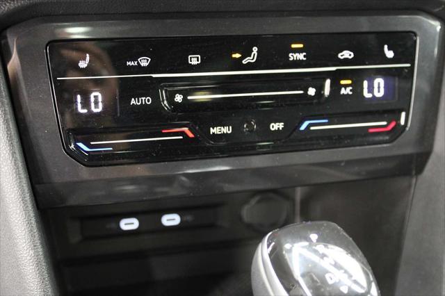 Photo of 2022 Deep Black Pearl Volkswagen Tiguan