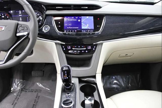 Photo of 2024 Argent Silver Metallic Cadillac XT6