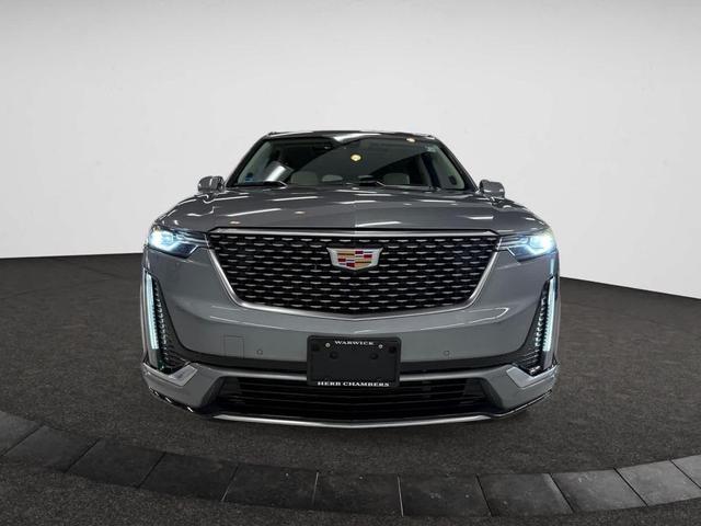 Photo of 2024 Argent Silver Metallic Cadillac XT6