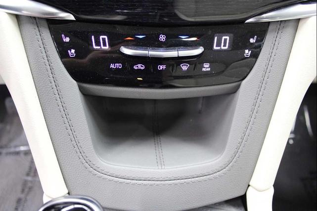 Photo of 2024 Argent Silver Metallic Cadillac XT6