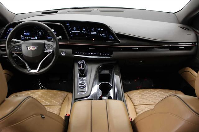 Photo of 2021 Crystal White Tricoat Cadillac Escalade