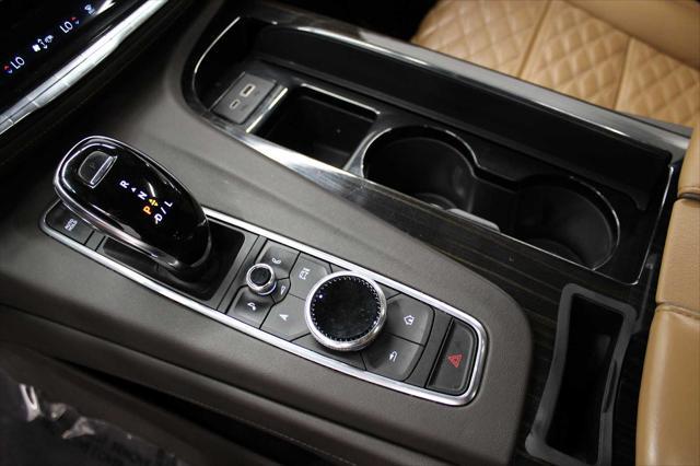 Photo of 2021 Crystal White Tricoat Cadillac Escalade
