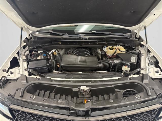 Photo of 2021 Crystal White Tricoat Cadillac Escalade
