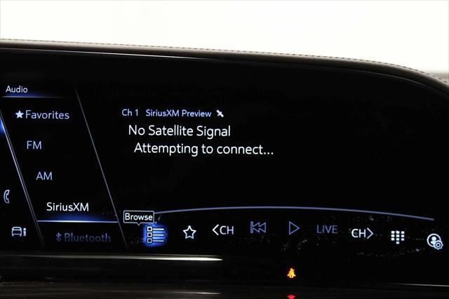 Photo of 2021 Crystal White Tricoat Cadillac Escalade