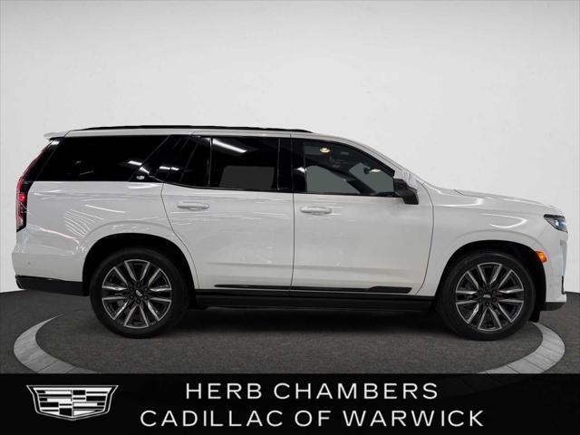Photo of 2021 Crystal White Tricoat Cadillac Escalade