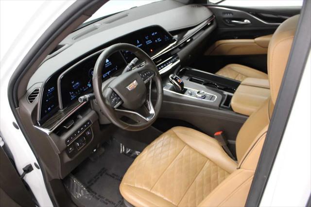 Photo of 2021 Crystal White Tricoat Cadillac Escalade