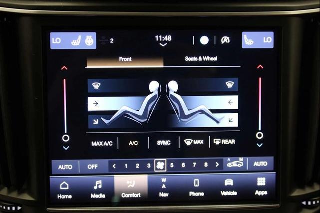 Photo of 2023 Bianco Maserati Levante