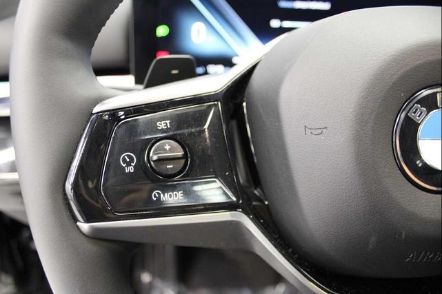 Photo of 2025 Black Sapphire BMW 540