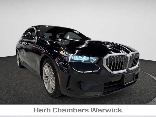 Photo of 2025 Black Sapphire BMW 540