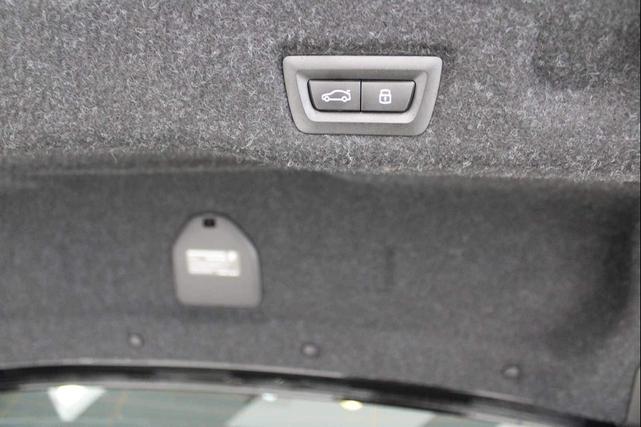 Photo of 2025 Black Sapphire BMW 540