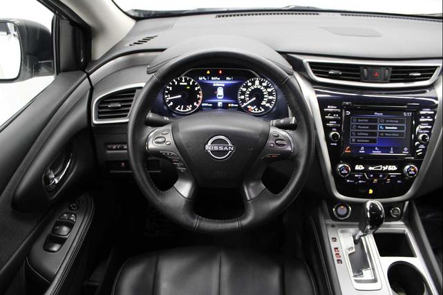 Photo of 2024 Pearl White Tricoat Nissan Murano