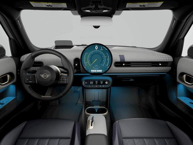 Photo of 2025 Silver MINI Hardtop