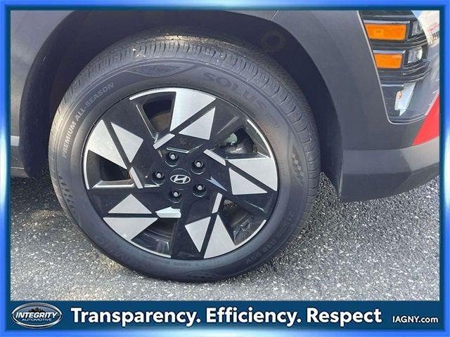 Photo of 2025 Soultronic Orange Pearl Hyundai KONA