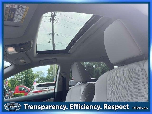 Photo of 2022 Atomic Silver Lexus RX 350