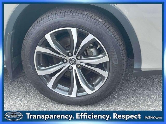 Photo of 2022 Atomic Silver Lexus RX 350