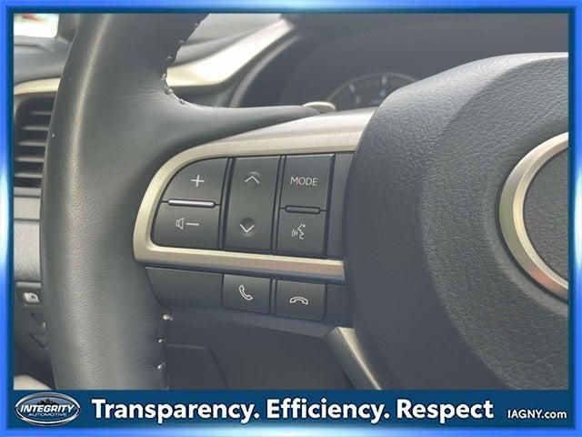 Photo of 2022 Atomic Silver Lexus RX 350