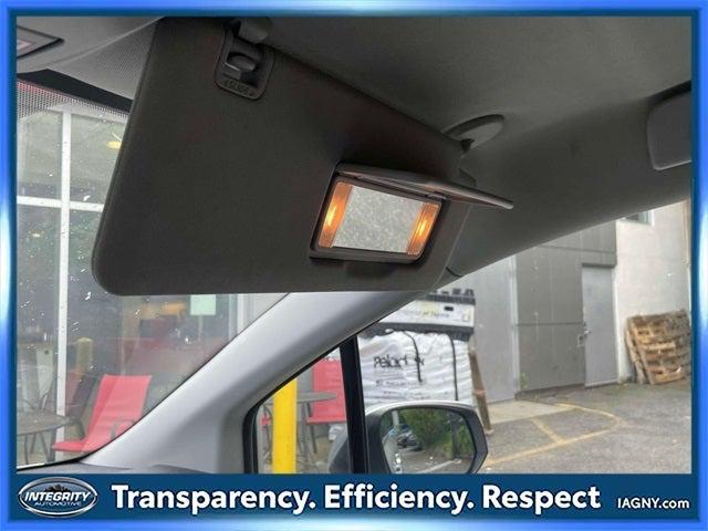 Photo of 2022 Celestial Silver Metallic Toyota Sienna
