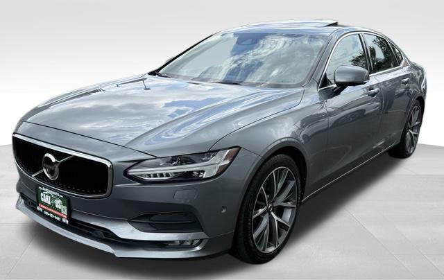 2017 Volvo S90