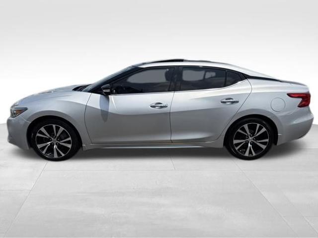 Photo of 2017 Brilliant Silver Nissan Maxima