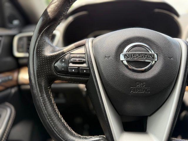 Photo of 2017 Brilliant Silver Nissan Maxima