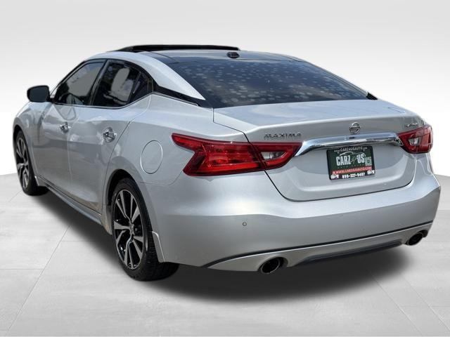 Photo of 2017 Brilliant Silver Nissan Maxima