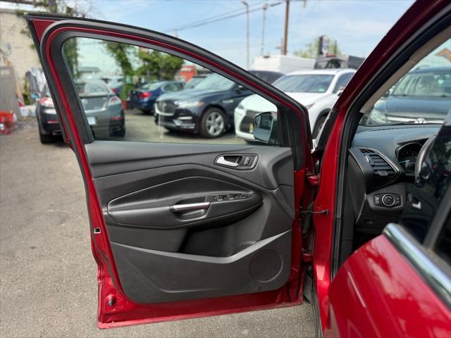 Photo of 2018 Ruby Red Ford Escape