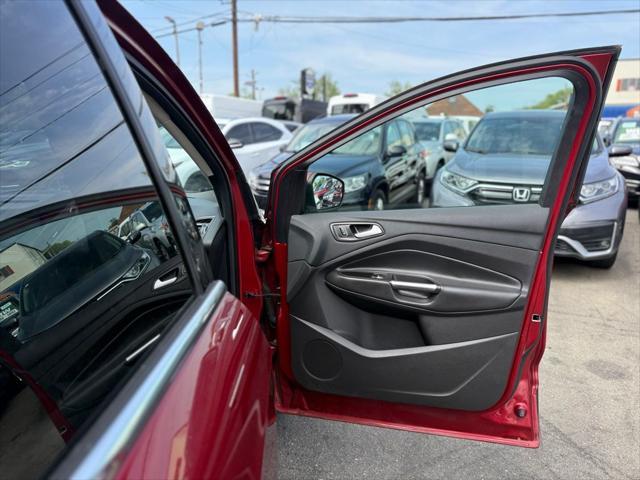 Photo of 2018 Ruby Red Ford Escape