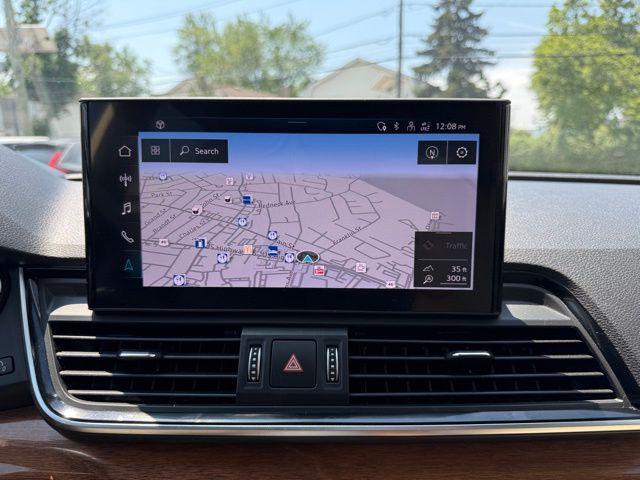 Photo of 2021 White Audi Q5