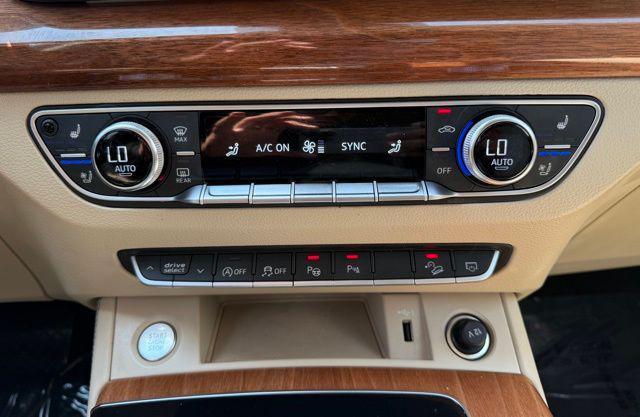 Photo of 2021 White Audi Q5