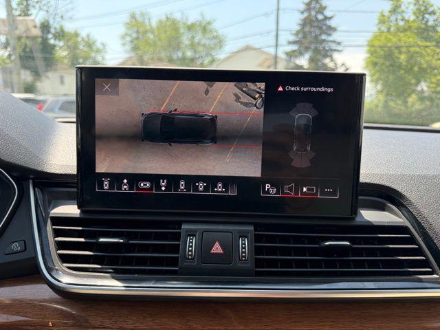 Photo of 2021 White Audi Q5