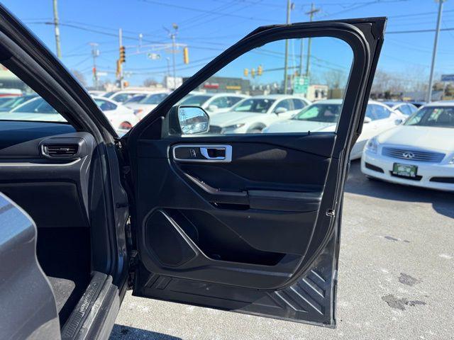 Photo of 2020 Magnetic Ford Explorer