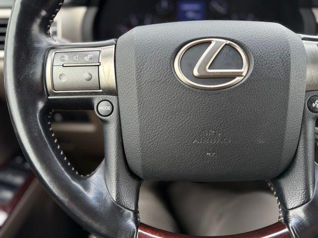 Photo of 2018 White Lexus GX 460