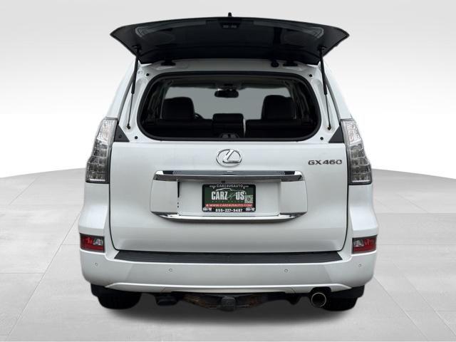 Photo of 2018 White Lexus GX 460