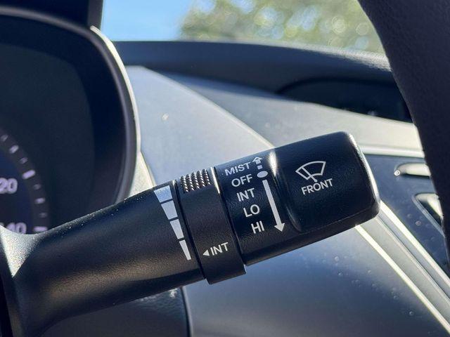 Photo of 2013 Midnight Black Hyundai ELANTRA