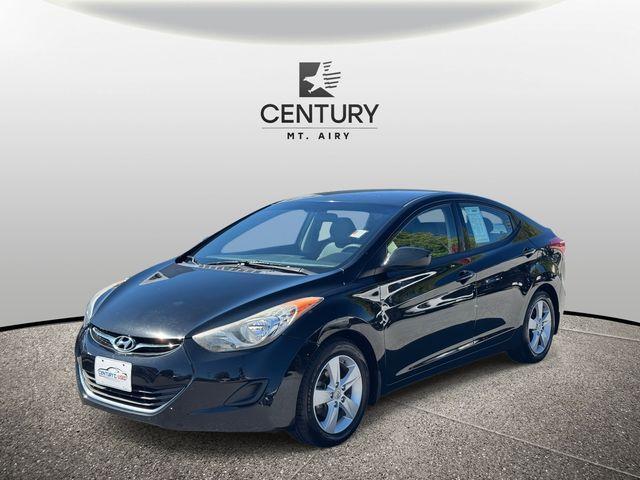 Photo of 2013 Midnight Black Hyundai ELANTRA
