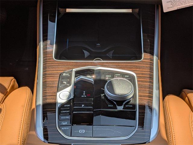 Photo of 2026 Green Metallic BMW X5