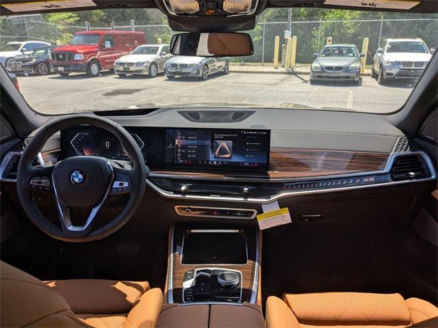 Photo of 2026 Green Metallic BMW X5