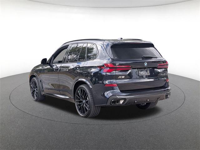 Photo of 2026 Carbon Black Metallic BMW X5