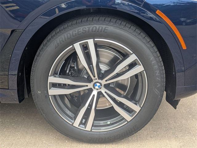Photo of 2026 Blue BMW X7
